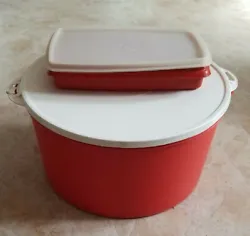 It is NOT Tupperware. Tupperware Shallow Tub with Clear Lid Seal Cake Container with White Top Lid Seal Made by Perfect...