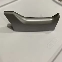 2016 SUBARU FORESTER 2.5 LEFT DRIVER HANDLE TRIM MOLDING OEM S22005650.