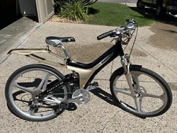 Giant Sport Utility Bike Prodigy. In great shape! Local bike shop just went through it so it’s good to go! Local pick...