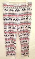 Tommy Hilfiger. Moose and Floral Print. Red, White and Blue. Machine Washable. Size: Large.