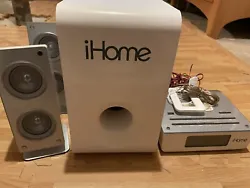 Vintage iHome iH52W Speaker Stereo System Subwoofer iPod FM Player Radio. Everything works. No issues at all! Smoke...