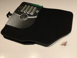 PEUGEOT 3008 1 jeu de 4 tapis de marque NORAUTO.      Expédition colissimo suivi 