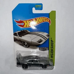 Hot Wheels ZAMAC 003 69 Dodge Charger Daytona HW Workshop #234/250 2014 Toy Car.