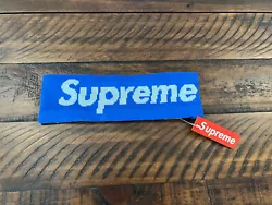 This Supreme New Era Big Logo Headband in Blue is a must-have for any fan of the brand!Featuring the iconic Supreme...