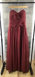 Lovely full strapless gown, perfect for a Gryffindor at the Yule Ball (Winter Formal or Prom). Shirred lightly boned...