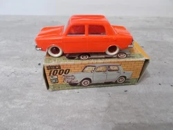 Simca 1000 minialuxe avec pare brise avant et lunette arriere craquelés. sinon parfait etat avec boite d origine en...