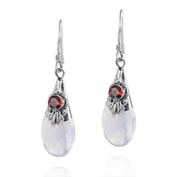 Gemstone : Moonstone, Garnet. Artisan KJai from Thailand handcrafted this eye catching sterling silver earring set...
