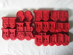 Love a baking challenge?. This 2 piece train mold makes a full train with engine, caboose and 7 different cars. Molds...