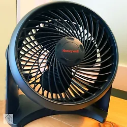 Keep your room comfortable with this powerful Air Circulator Fan! Fan head pivots up to 90 degrees. 3 speed settings....