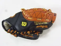Excellent condition, Wilson fielders glove. Made specifically for T-Ball and smaller handed players. EZ Catch design...
