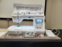 This Baby Lock Brilliant (BL220B) Sewing Machine is the first of Baby Locks mid arm sewing machines. This machine has...