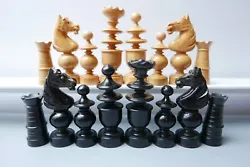 134110009 - Jeu d’échecs en bois de buis.