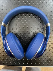 Fast and FREE shipping from USAUsed but in excellent condition. No scratches. Ear pads are clean fluffy and soft. No...
