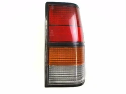 Feu arriere principal droit (feux). Modèle : CORSA A PHASE 2 1.2i - 8V. Auto Pièces 79 est certifiée QUALICERT par...