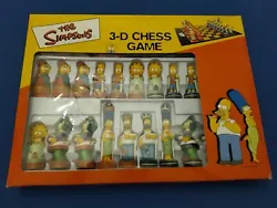 Jeu Déchecs Les Simpsons 3D Chess United Labels Comicware Complet. Jeu en excellent état. Quelques marques sur...
