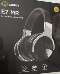 These headphones are great for Apple or android phones.