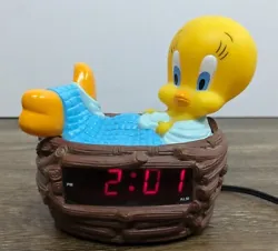 Tweety Bird Vintage 1996 Westclox 32402 Digital Alarm Clock Looney Tunes Tested   Condition is pre-owned. Good shape...