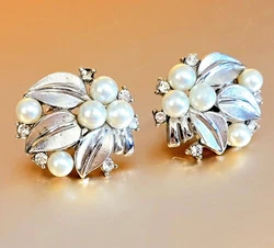 The designers at Trifari were trained and worked for the high end and elite fine jewelry firms of the mid 20th Century....