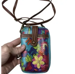 Sakroots peace floral wristlet crossbodylike new condition