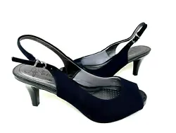 Slingback strap with adjustable buckle. They’ve all been tried on and may have very light scuffs. Feel free to ask...