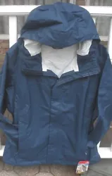 COLOR: SHADY BLUE. THE VENTURE JACKET IS UNINSULATED - IT IS NOT A WINTER COAT. SIZES: M, XXL. PIT ZIP VENTSADJUSTABLE...