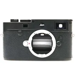 This Leica M10 (Black), #5193200, is in great condition with minor handling wear. We take pride in our used inventory,...