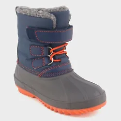 Give a stylish update to your toddlers boot collection with these Bastien Winter Boots from Cat & Jack™. These...