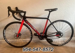 Under 100 miles. Spotless like new condition. Pics speak for themselves. Size 50, which ideally should put you in the...