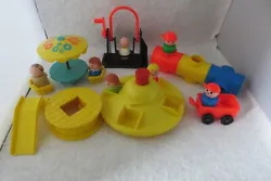 11 apparatus+ Total pieces 20. Very good condition. The Milwaukee Christ Child Society is a non-profit 501(c) 3 charity.