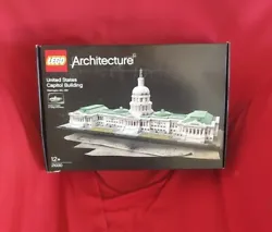 Lego 21030 - Le Capitole des États-Unis. Boite neuve et scellée (la boîte est un tout petit peu abimée, voir photo)