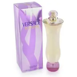 Versace Woman is a fragrance that harmoniously combines the hints of Frangipani Blossoms and leaves with jasmine,...