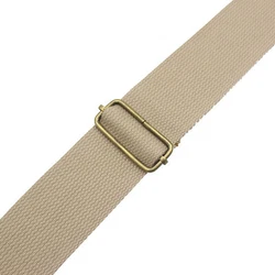 1 Sangle de guitare. Couleur : marron, noir, vert armée, beige, blanc (facultatif). Bandoulière en coton tissé,...