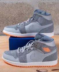 Sneakers Jordan 1 Mid Atomic orange (2013) New condition. Pointure 41.