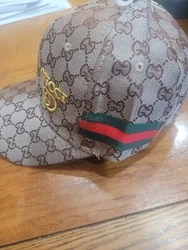 gucci baseball cap.