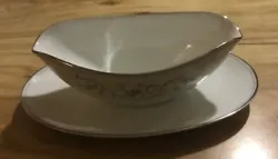 For sale is a lovely Gravy Boat by Noritake in the Alicia pattern. U.S. Desgn Pat Pend. THE BRIMFIELD ANTIQUE CENTER -...