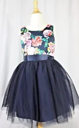 GORGEOUS NAVY BLUE FLORA DRESS WITH BEAUTIFUL TULLE BOTTOM. I list for all season, buy for a gift or for a following...