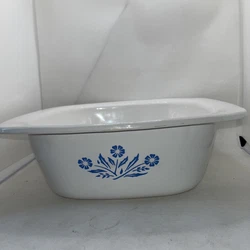 CORNING WARE DUTCH OVEN BLUE CORNFLOWER P-34-B 4 quart Without Lid.