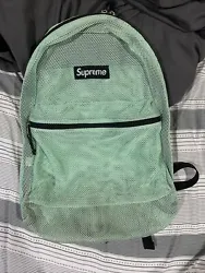 2016 Supreme mesh backpack. there are a few very small blemishes/spots where it’s been scraped, but they aren’t...