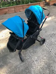 Contours foldable tandem stroller. Its in great working condition. A small tear in the pouch underneath the carriage 