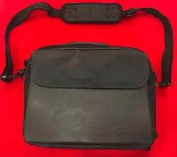 Memorex Brand Portable DVD Player 13” Leather Storage Travel Case w/Multi Pocket. Used a few times and in great...