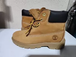 Timberland leather boys US 13 EUR31 10760 A3825. Excellent condition!
