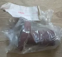 Volvo Penta Krümmer 834292. Versand mit DHL Paket bis 2 kg.