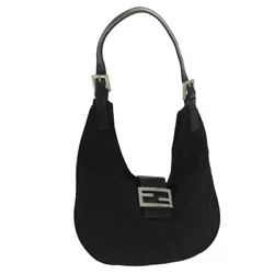 Style Shoulder Bag. Material Nylon. Accessory There is no item box and dust bag. We will send only the item which is...
