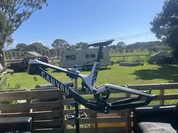 Canyon Sender CF 9.0 Team Edition 2018 Large Frame Only. Canyon Sender frame can run mullet or full 27.5 wheels. Comes...