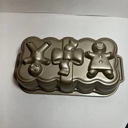 Nordic Ware gingerbread loaf pan cake Christmas Williams Sonoma. Great used condition