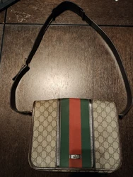 Sac Gucci Homme Beige GG. État : 