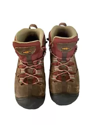 Keen Targhee, steel toed, Waterproof, women’s Work Boots, size 6, brown suede, cranberry trim