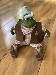 Russ Berrie Western Frog Shelf Sitter Country Folks Wyatt Burp Cowboy Sheriff. Kathleen Kelly Collectibles