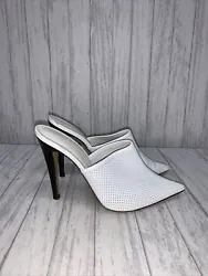 Elevate your shoe game with these chic Jenni Kayne Italian leather mules in a beautiful white hue. Perfect for any...