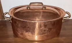Made in France Paris French stock pot Vtg Copper Cookware 12”. Shipped with USPS Priority Mail. Pot weighs 5lbsLid...